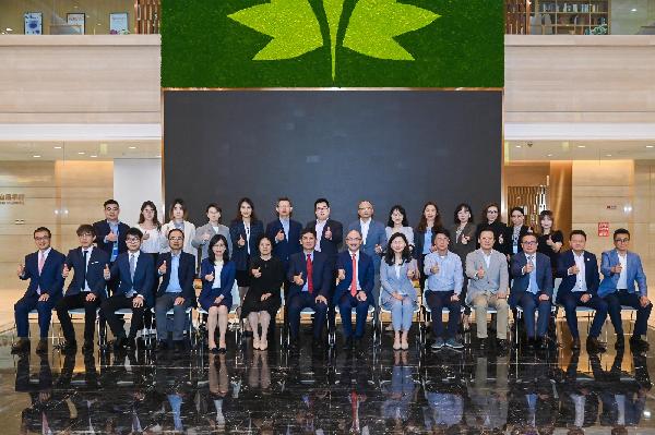同心聚力，上泽齐辉 | AG公司控股与泽璟制药举行战略合作签约仪式