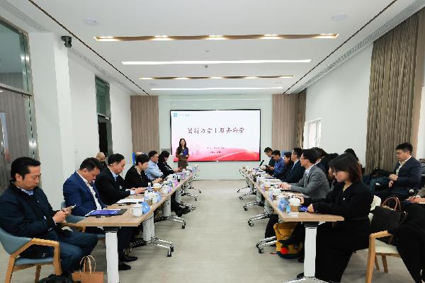 阿斯利康中国总经理林骁带队参访AG公司云健康“益药·综合旗舰体”，共筑医药创新服务新生态